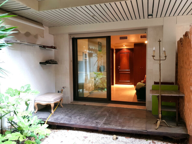 BEVERLY PALACE - STUDIO MEUBLÉ - JARDIN PRIVATIF