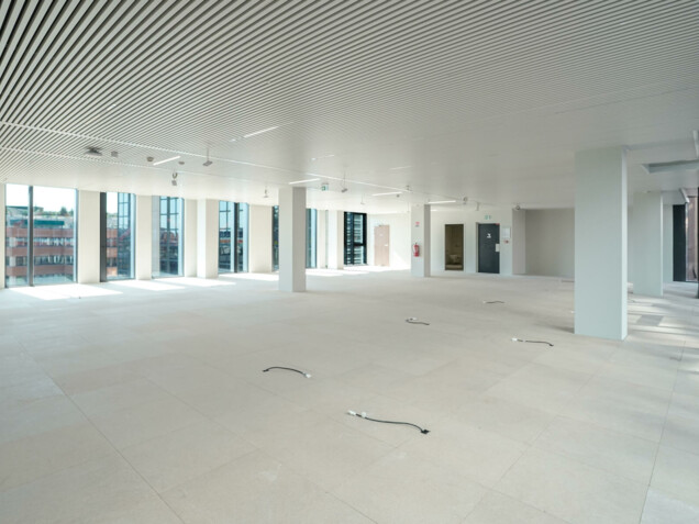 FONTVIEILLE - BUREAUX - ÉTAGES ÉLEVÉS