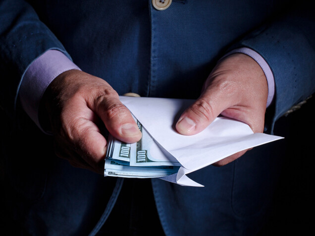 Monegasque real estate professionals facing financial crimes