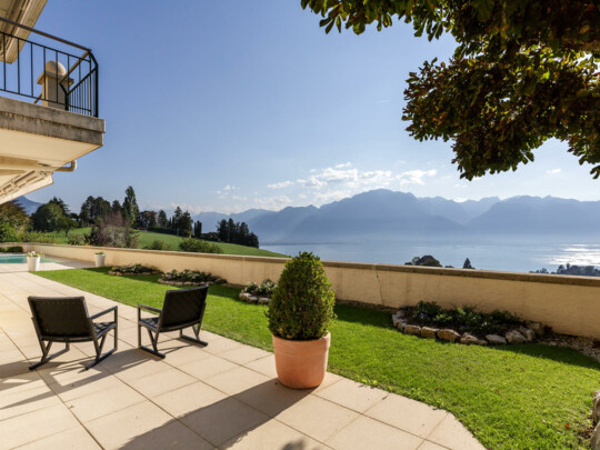 MONTEURX - 4 PIÈCES - PISCINE PRIVATIVE