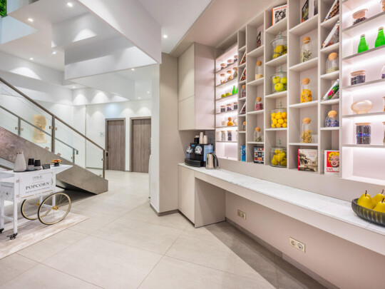 GIARDINO ESOTICO - UFFICIO PRIVATO