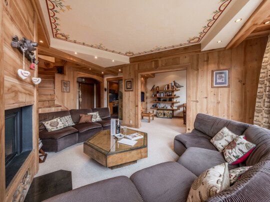 COURCHEVEL 1850 - DUPLEX DERNIER ÉTAGE - SKI AUX PIEDS