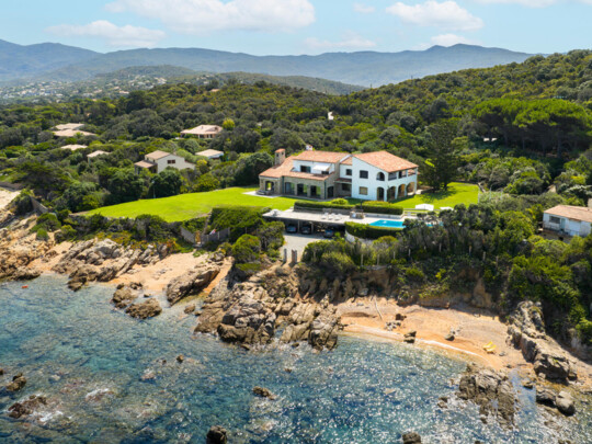 CORSICA - VILLA BY THE SEA - PORTICCIO