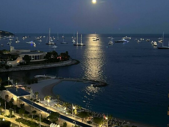 LARVOTTO - JOLI STUDIO VUE MER