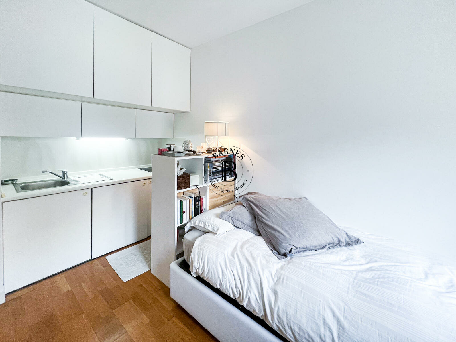 PALAIS ARMIDA - MAID'S ROOM CONVERTED INTO A STUDIO - 2/5
