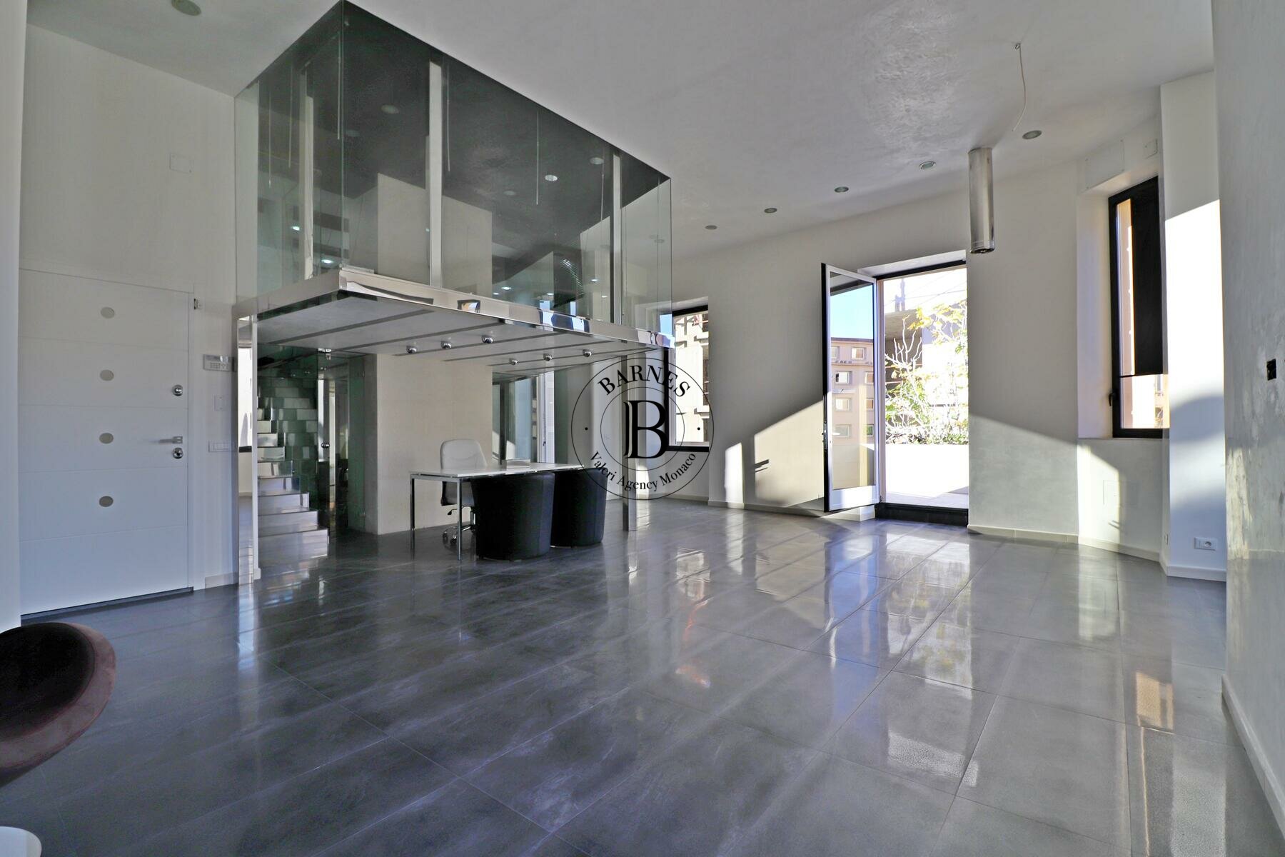 BEAUSOLEIL - BORDO MONACO - 5 STANZI USO MISTO - 4/11