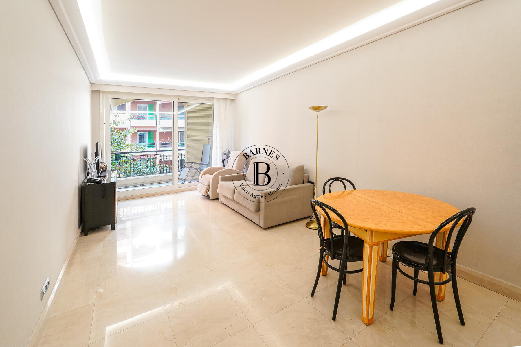 MICHELANGELO - STUDIO - FONTVIEILLE - 3/13