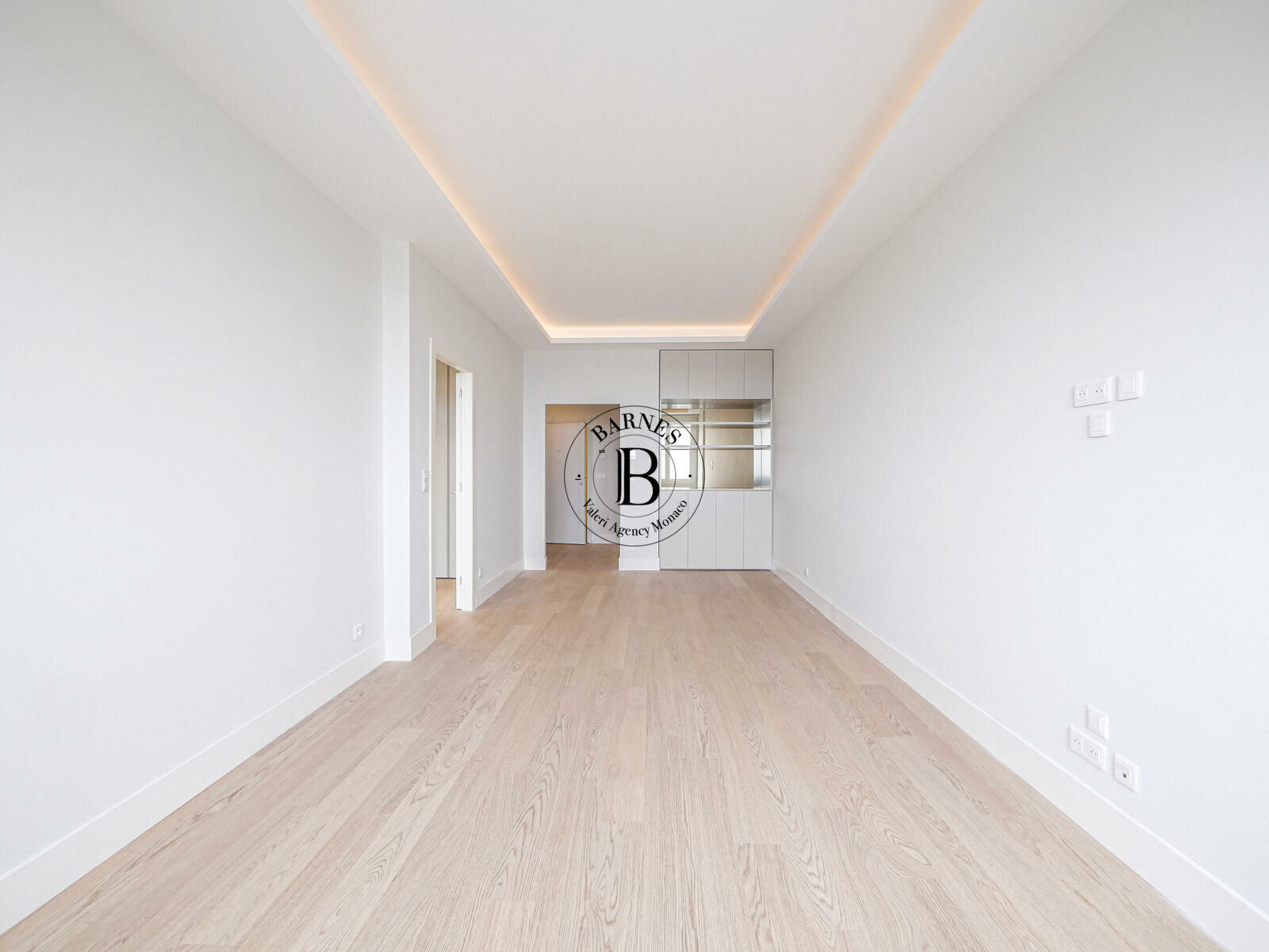 PORTO MONACO - BILOCALE RISTRUTTURATE - VISTA MARE - 3/13