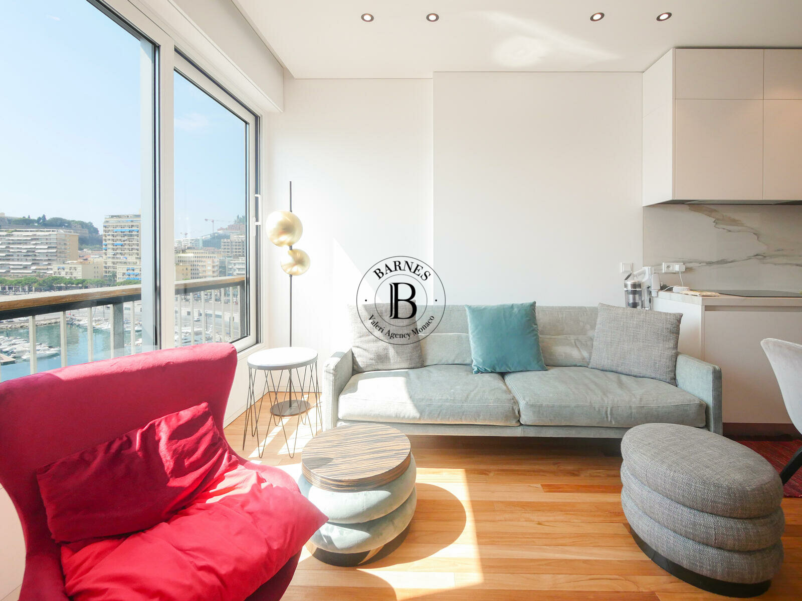 BEAU RIVAGE - 2P RÉNOVÉ VUE PORT ET GRAND PRIX - 4/9