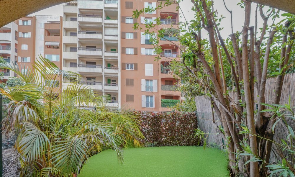 FONTVIEILLE — СТУДИЯ С САДОМ — ИДЕАЛЬНАЯ ИНВЕСТИЦИЯ