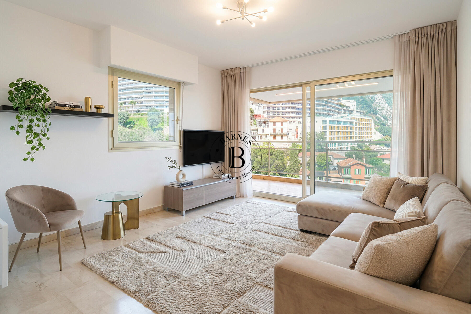 Продажа Annonciade Квартира / 2 комнаты - 2/15